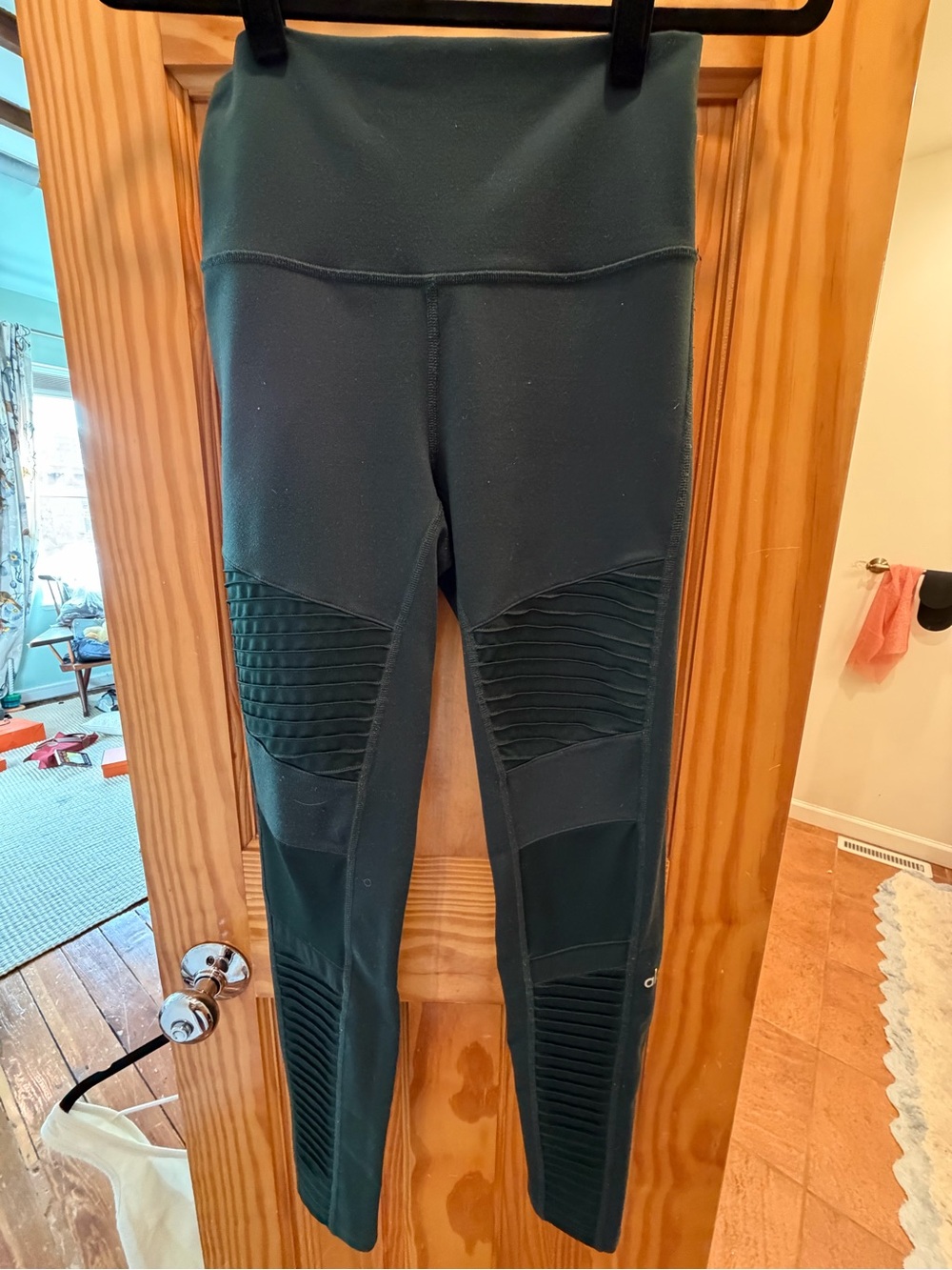 ALO Yoga Dark Green Ribbed Panel High-Waist Leggings